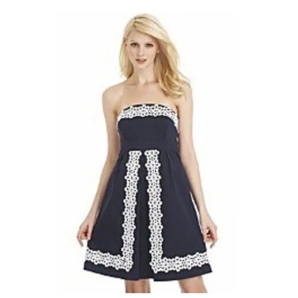 Lilly Pulitzer Betsy Strapless Dress Stretch Floral Eyelet Lace Pleated, Blue - Picture 2 of 9